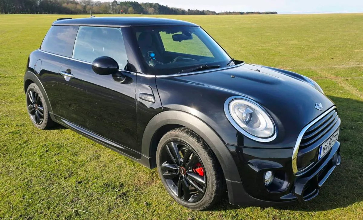 Mini cooper low mileage - Image 1