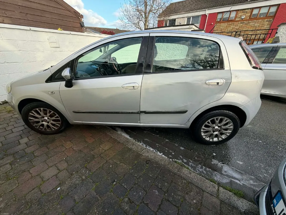 Fiat Punto 2011 - Image 3