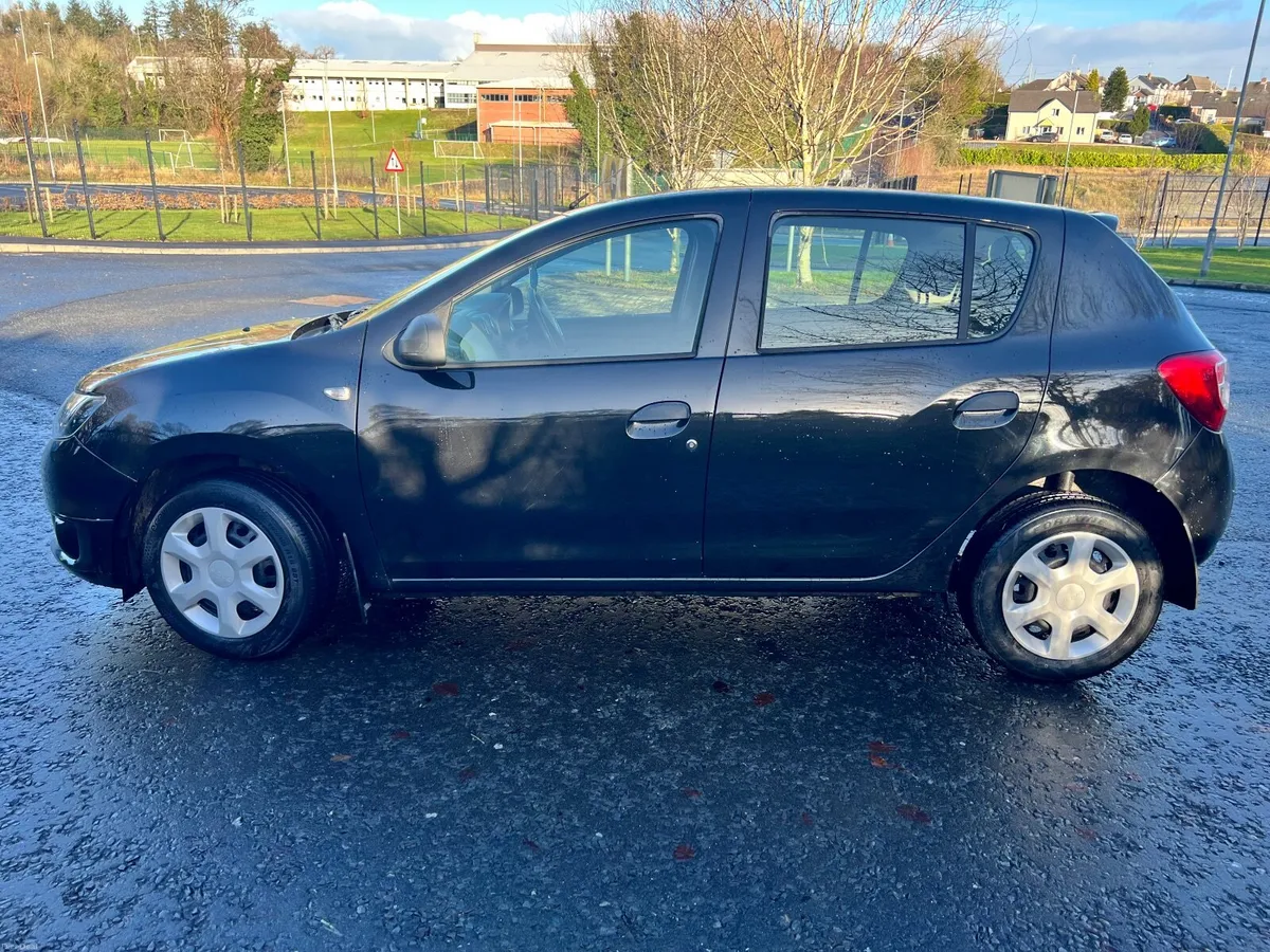 Dacia Sandero 2014 - Image 1