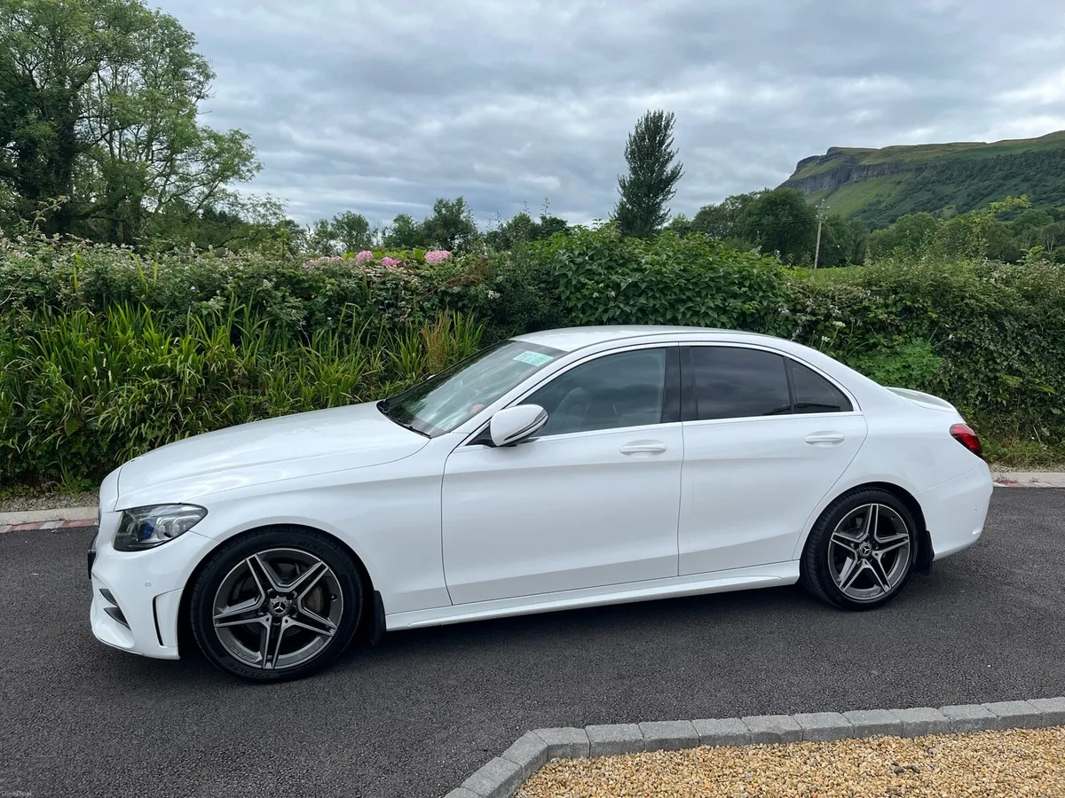 C220D Amg Line Premium Auto - Image 2