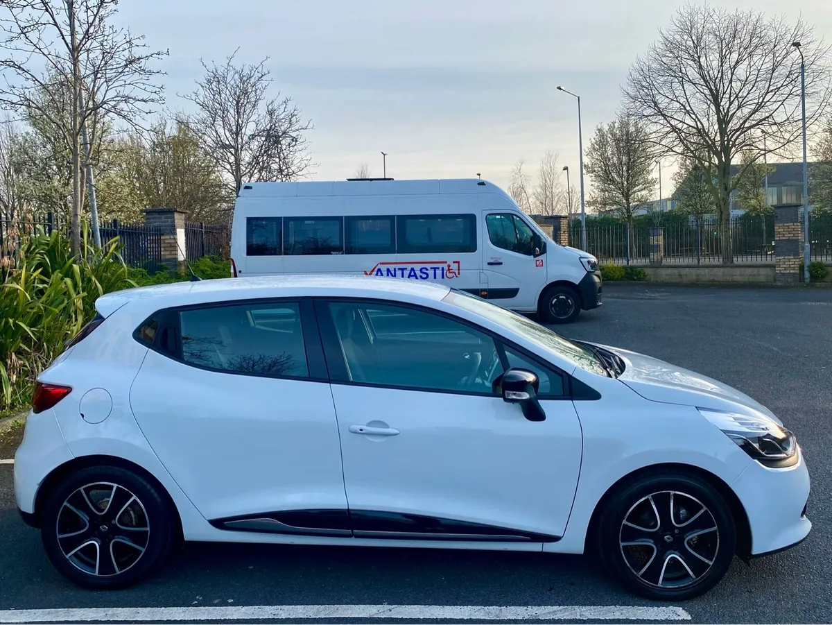 Renault Clio 1.1petrol,new NCT! - Image 2