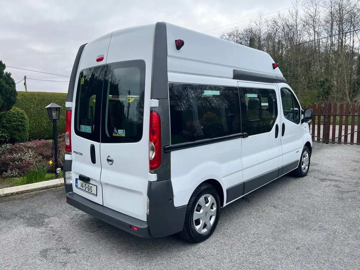 Nissan Primastar 9 seater - Only 18k Kilometres - Image 4