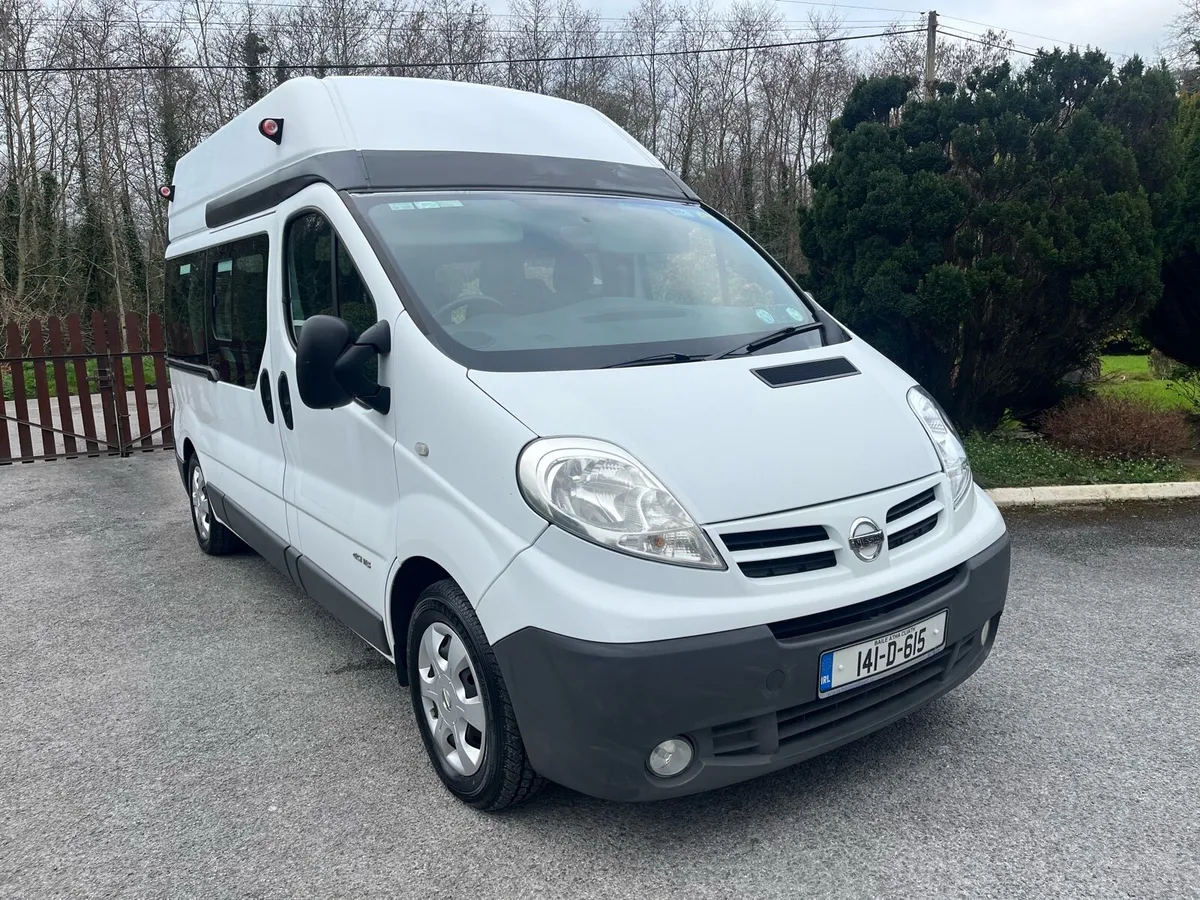 Nissan Primastar 9 seater - Only 18k Kilometres - Image 2
