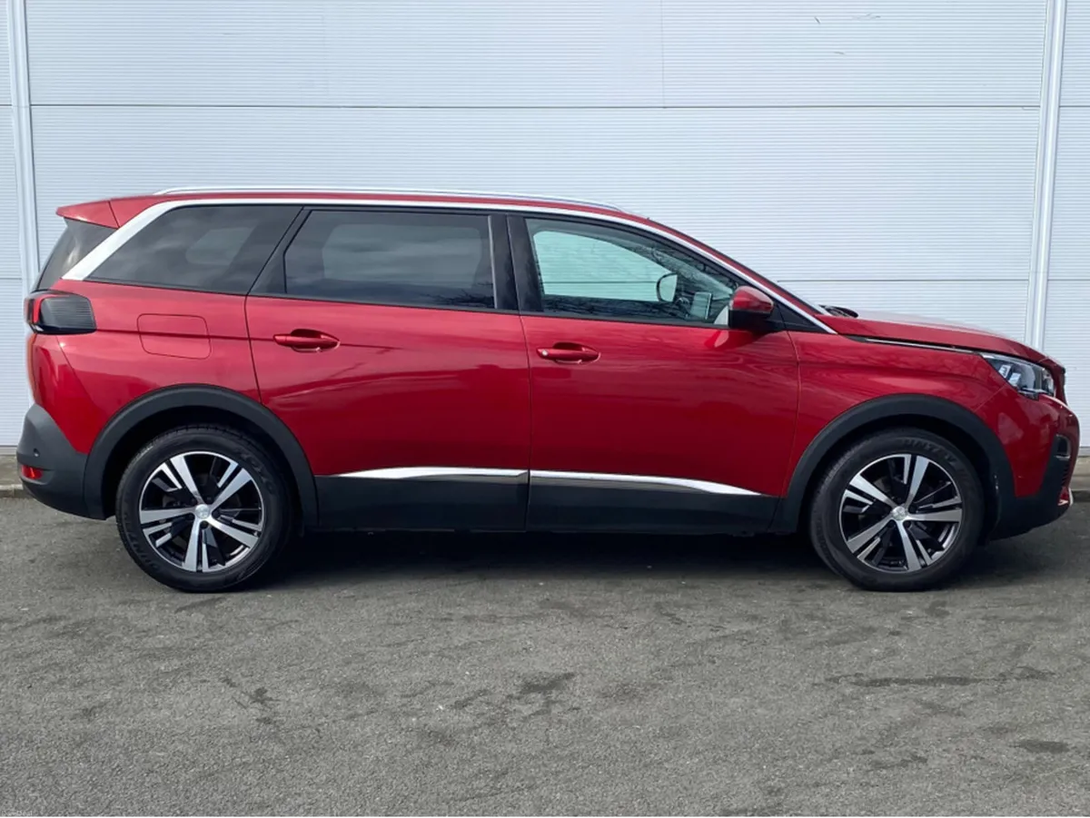 Peugeot 5008 ALLURE 1.5 HDI 130BHP AUTOMATIC - Image 4