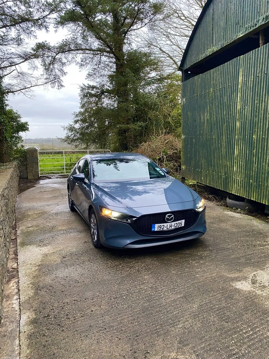 Mazda 3 2.0 SE-L LUX 122PS MHEV - Image 2