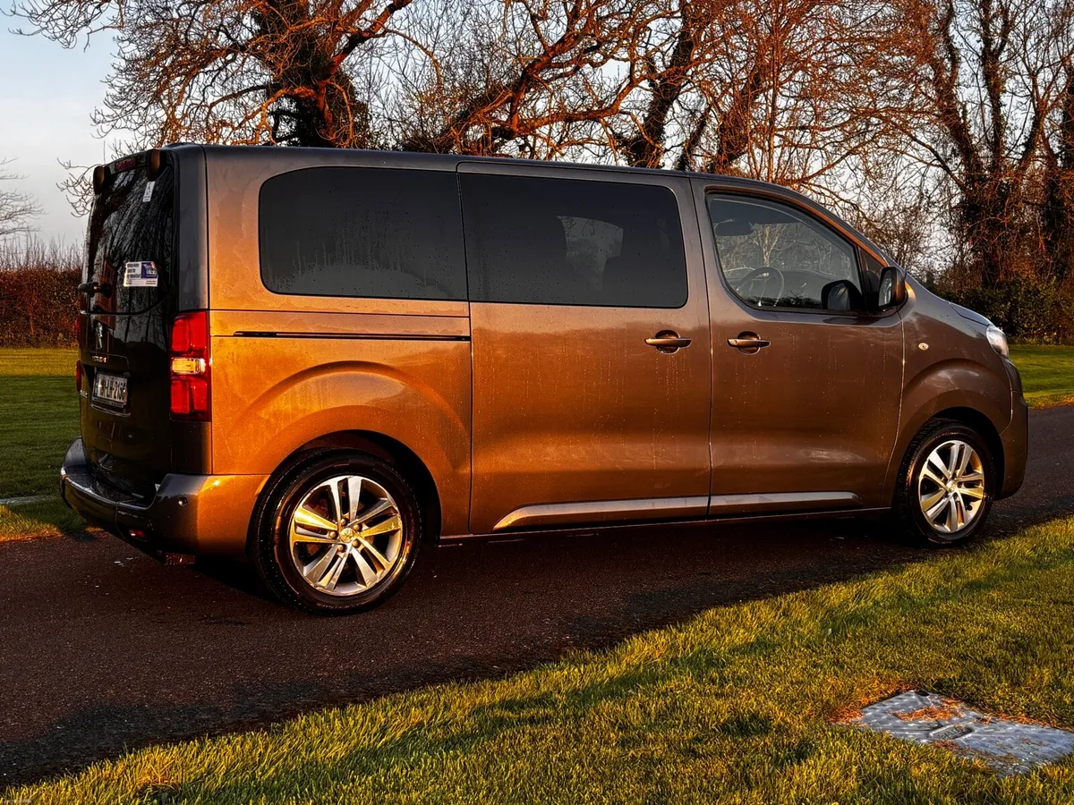 Peugeot 6 Seat plus Wheelchair WAV - Image 2