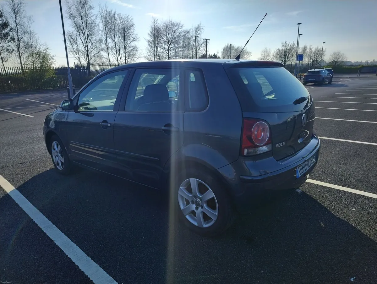Volkswagen Polo 2009 - Image 4