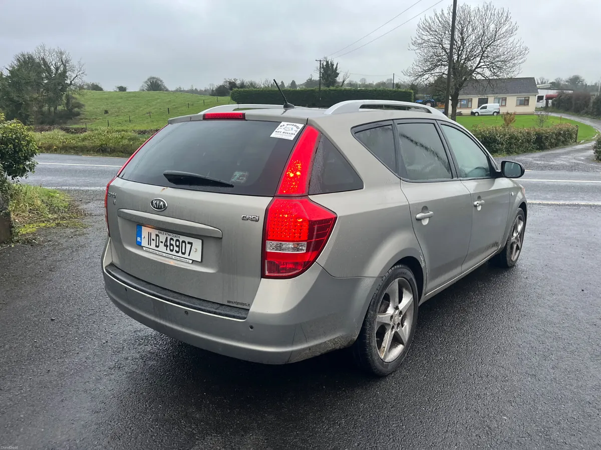 Kia Ceed 2011 - Image 4