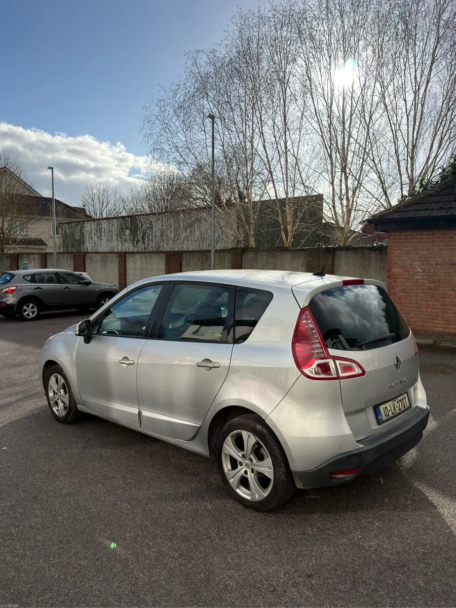 Renault Scenic automatic - Image 4