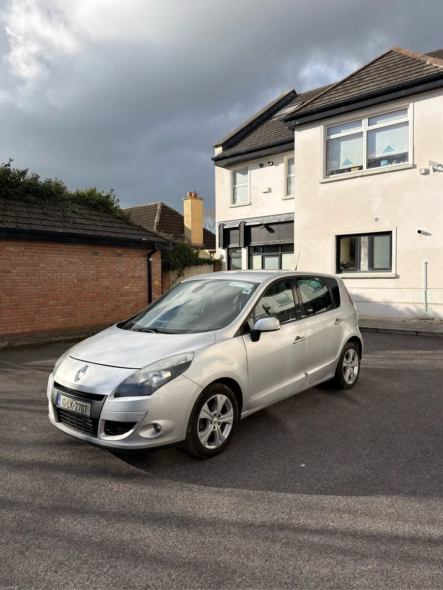 Renault Scenic automatic - Image 1