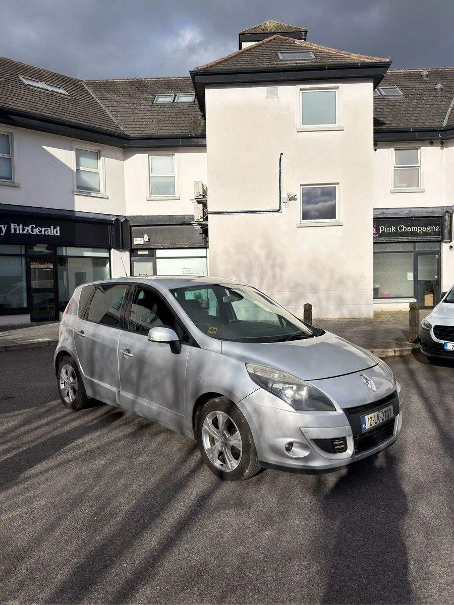 Renault Scenic automatic - Image 3