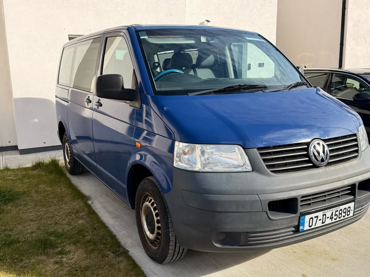 Shuttle 9 seat - Image 2