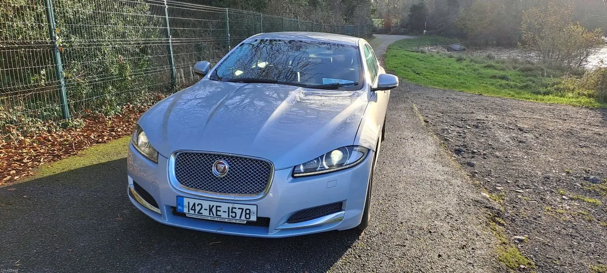 Jaguar XF 2014 - Image 4