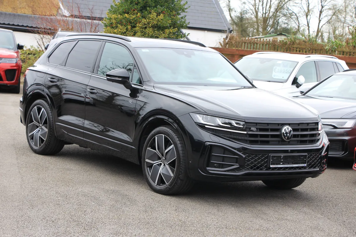 Touareg R Line Black Edition 286 Bhp 2 Seat - Image 1