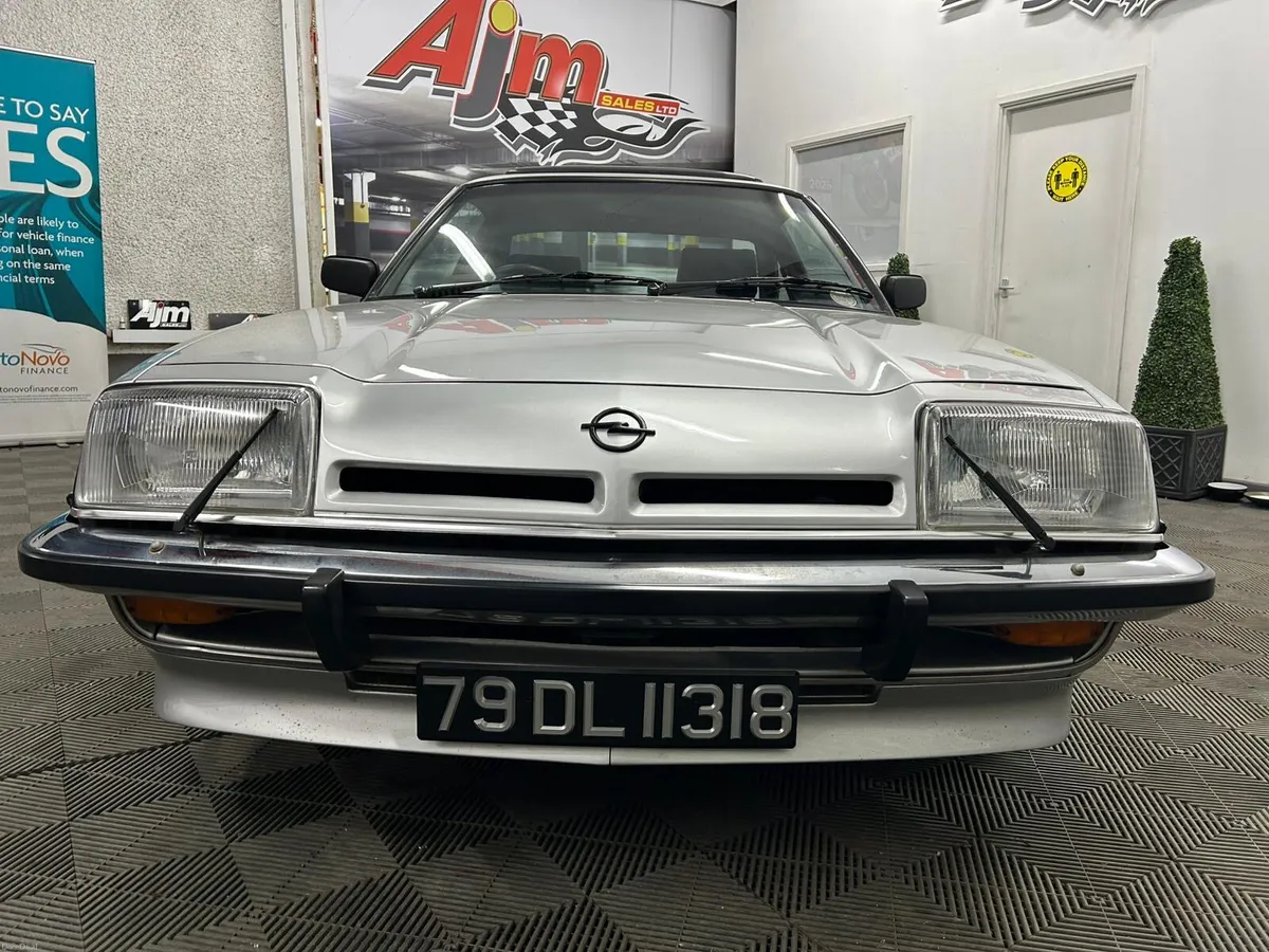 Opel Manta 2.0 SR Berlinetta "silver 2" - Image 2