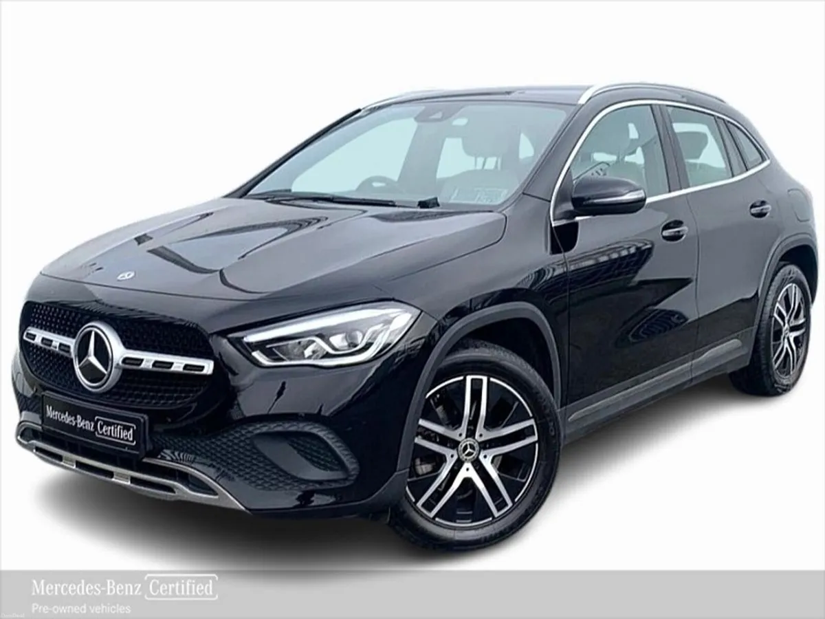 Mercedes-Benz GLA GLA180 Auto Progressive *ONE OWN - Image 3