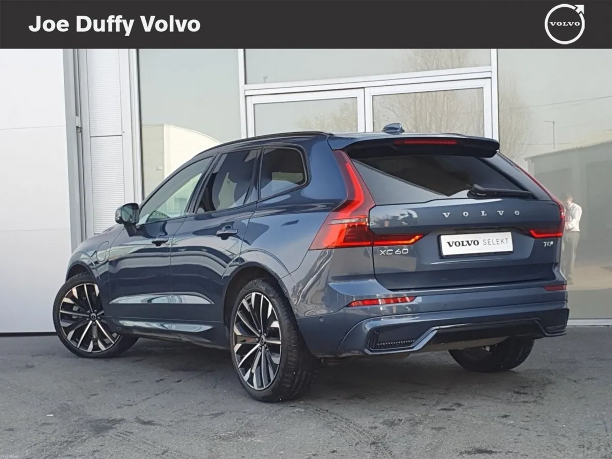 Volvo XC60 Xc60 Ultra T8 Phev Awd Auto  Ultra  Rec - Image 3