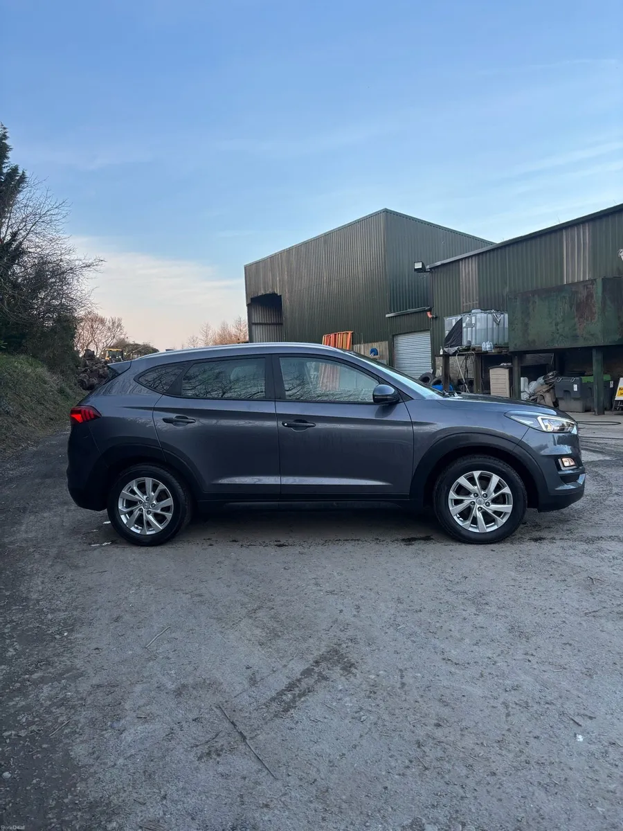 Hyundai Tucson Automatic - Image 4