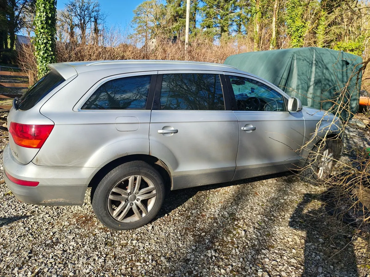 Audi Q7 2010 - Image 4