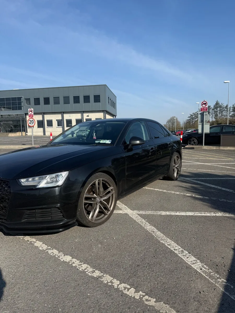 161 Audi A4 B9 SE - Image 2
