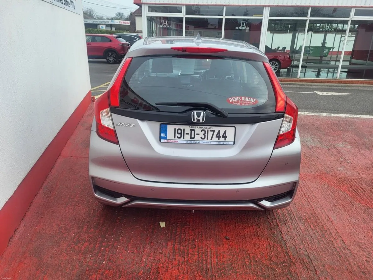 Honda Jazz 1.3 i-VTEC ES - Image 4