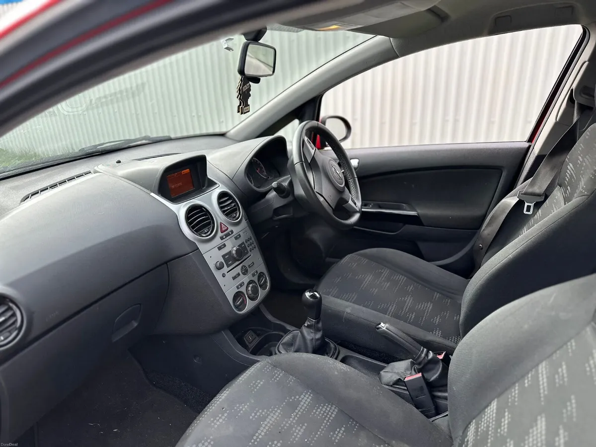 Opel Corsa 2014 - Image 4