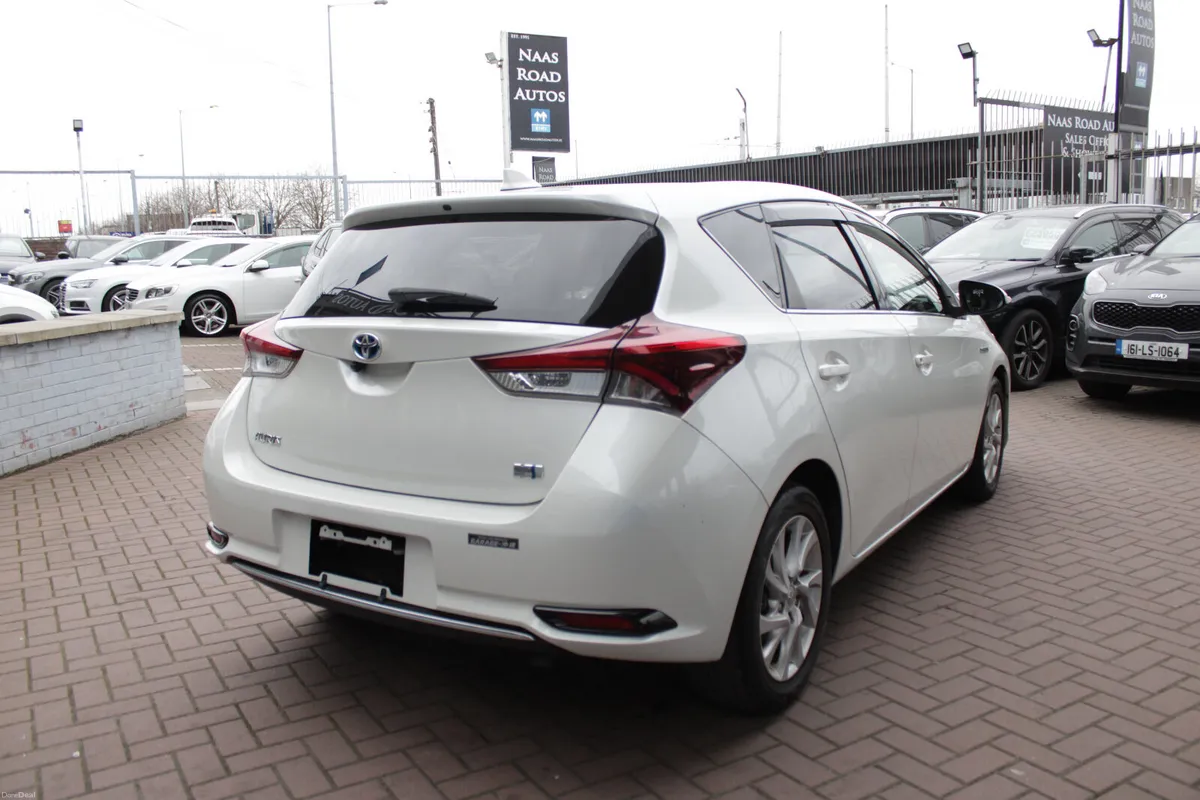 1.8 HYBRID 5DR LUNA HATCHBACK AUTO  //1 OWNER CAR - Image 4