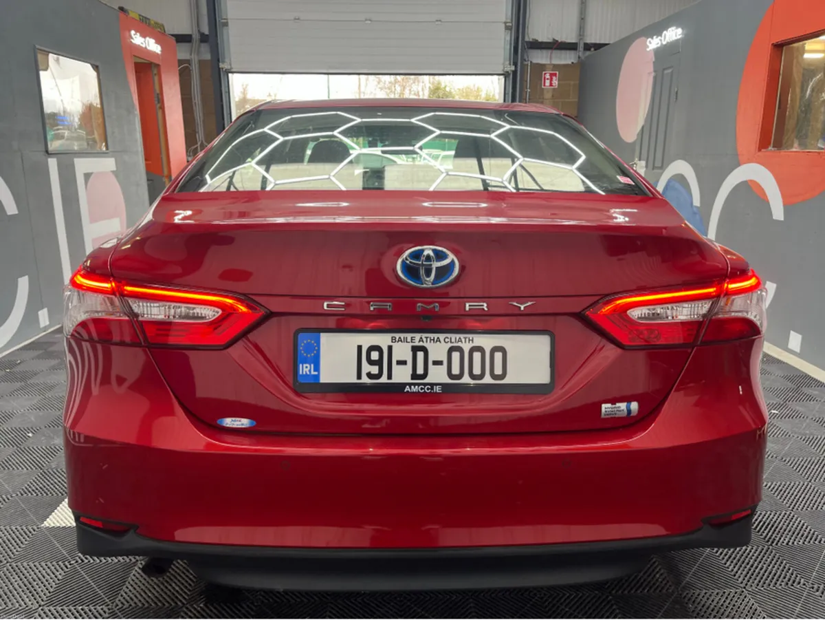 Toyota Camry €20950 2019 TOYOTA CAMRY X 2.5 AUTOMA - Image 3