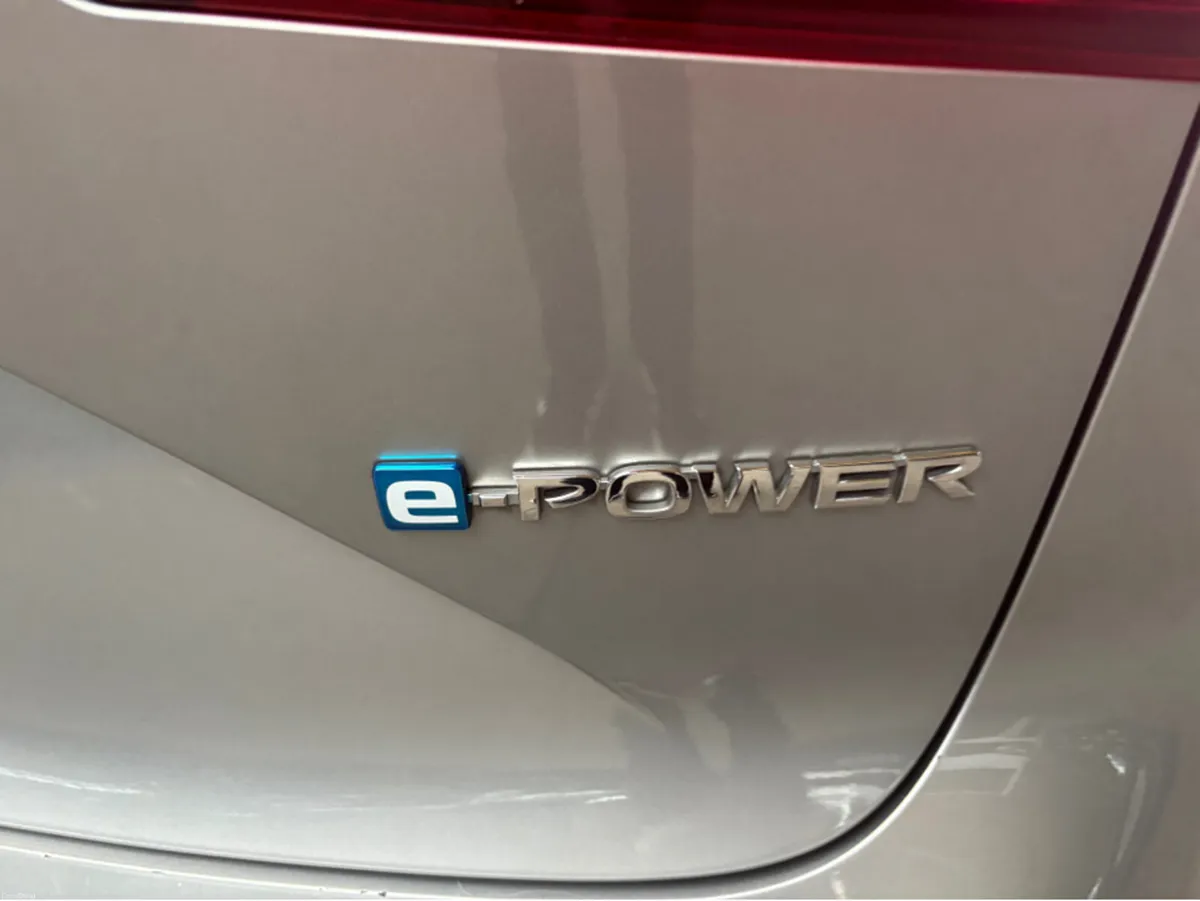 Nissan Qashqai EPOWER SV PREMIUM GR R RR 4DR AUTO - Image 4