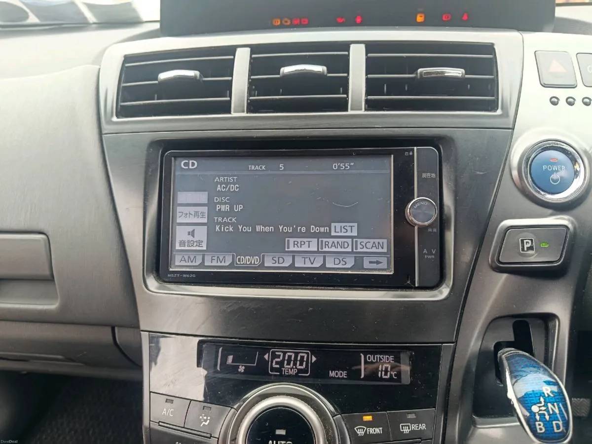 2014 Toyota Prius Alpha 1.8 Hybrid *Low Mileage* - Image 3