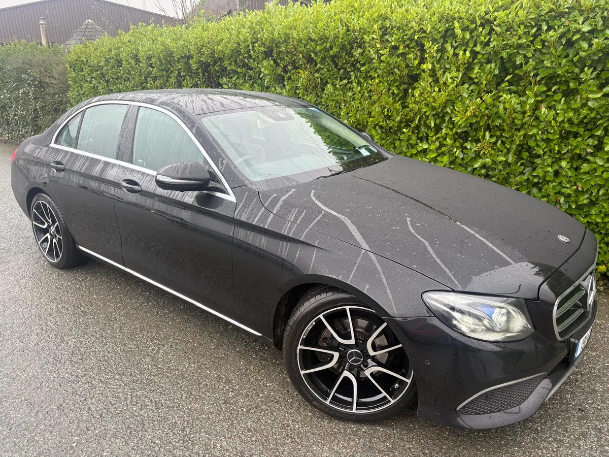 Mercedes-Benz E-Class 2019 E220 D SE PREMIUM AUTO - Image 2