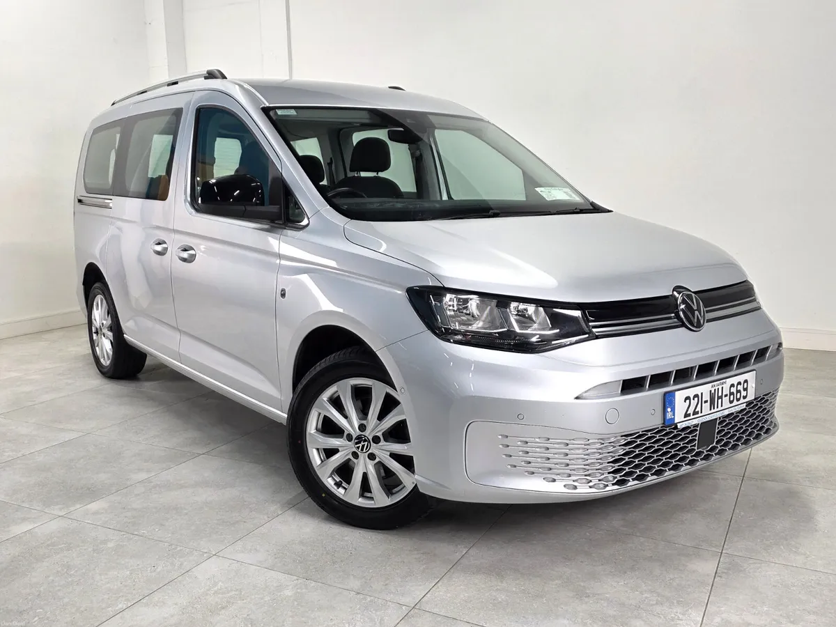 221 VW Caddy Maxi Life 7-Seat TDi   - 1 Lady Owner - Image 2