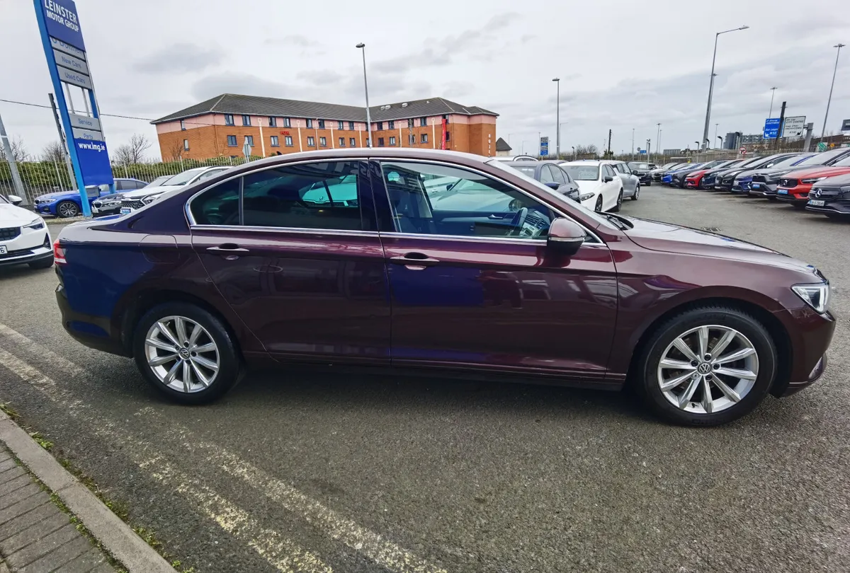 VOLKSWAGEN PASSAT 2.0TDI COMFORTLINE 150BHP - Image 4