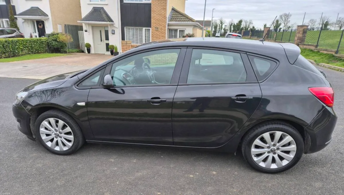 Astra 2014 NCT Today 03/27 Tax 03/26 Low Klms !!! - Image 3