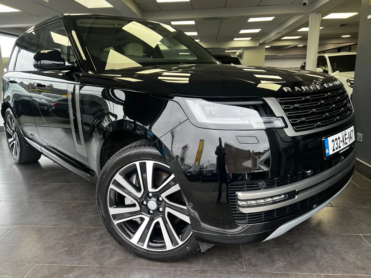 Land Rover Range Rover 2023 - Image 2