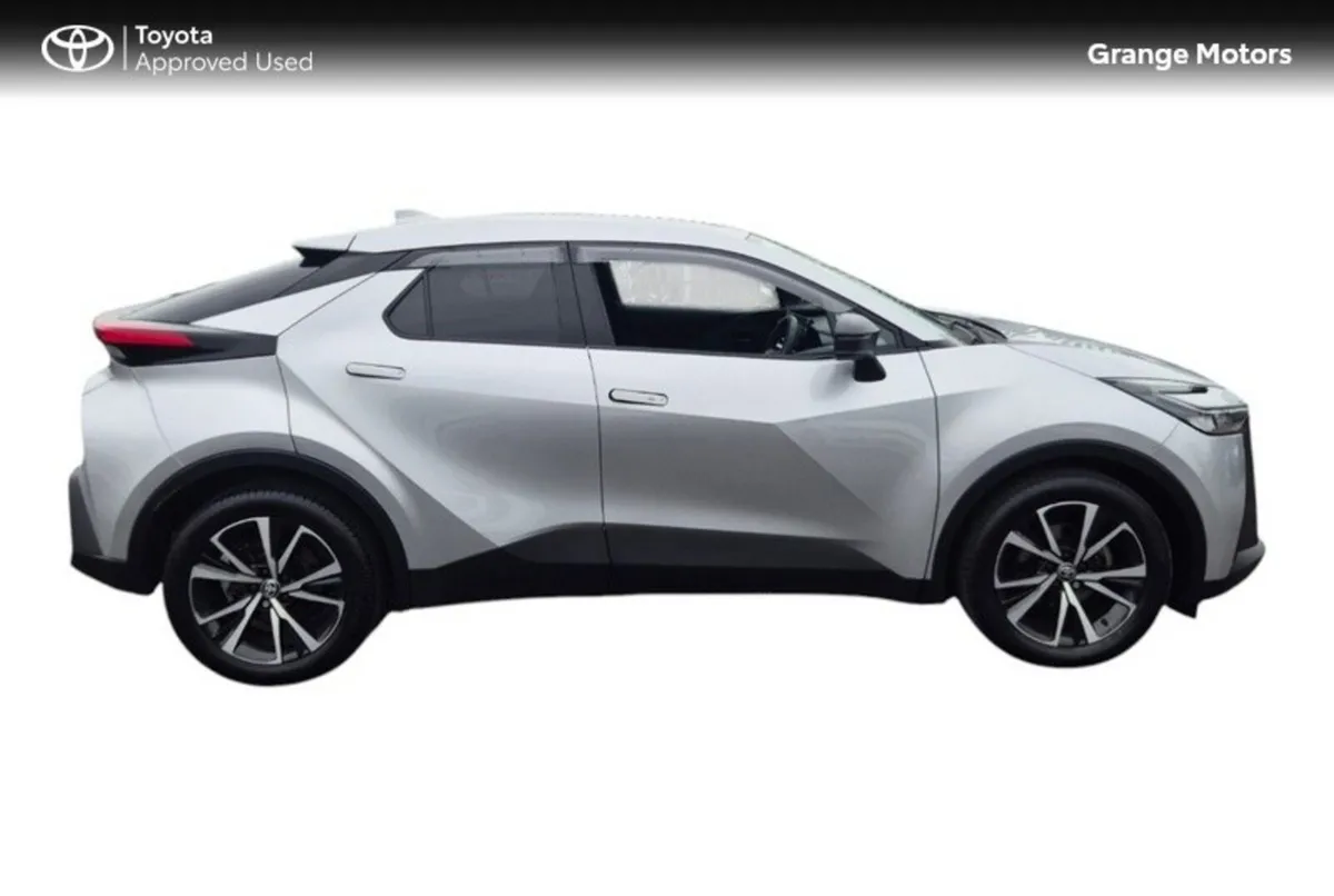 Toyota C-HR 1.8 HYBRID SPORT 5DR - Image 4