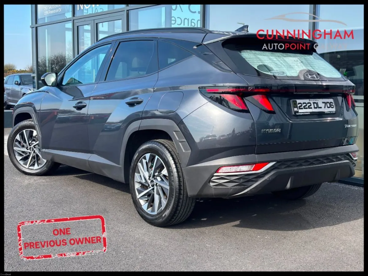Hyundai Tucson 2WD Executive Diesel - Image 2