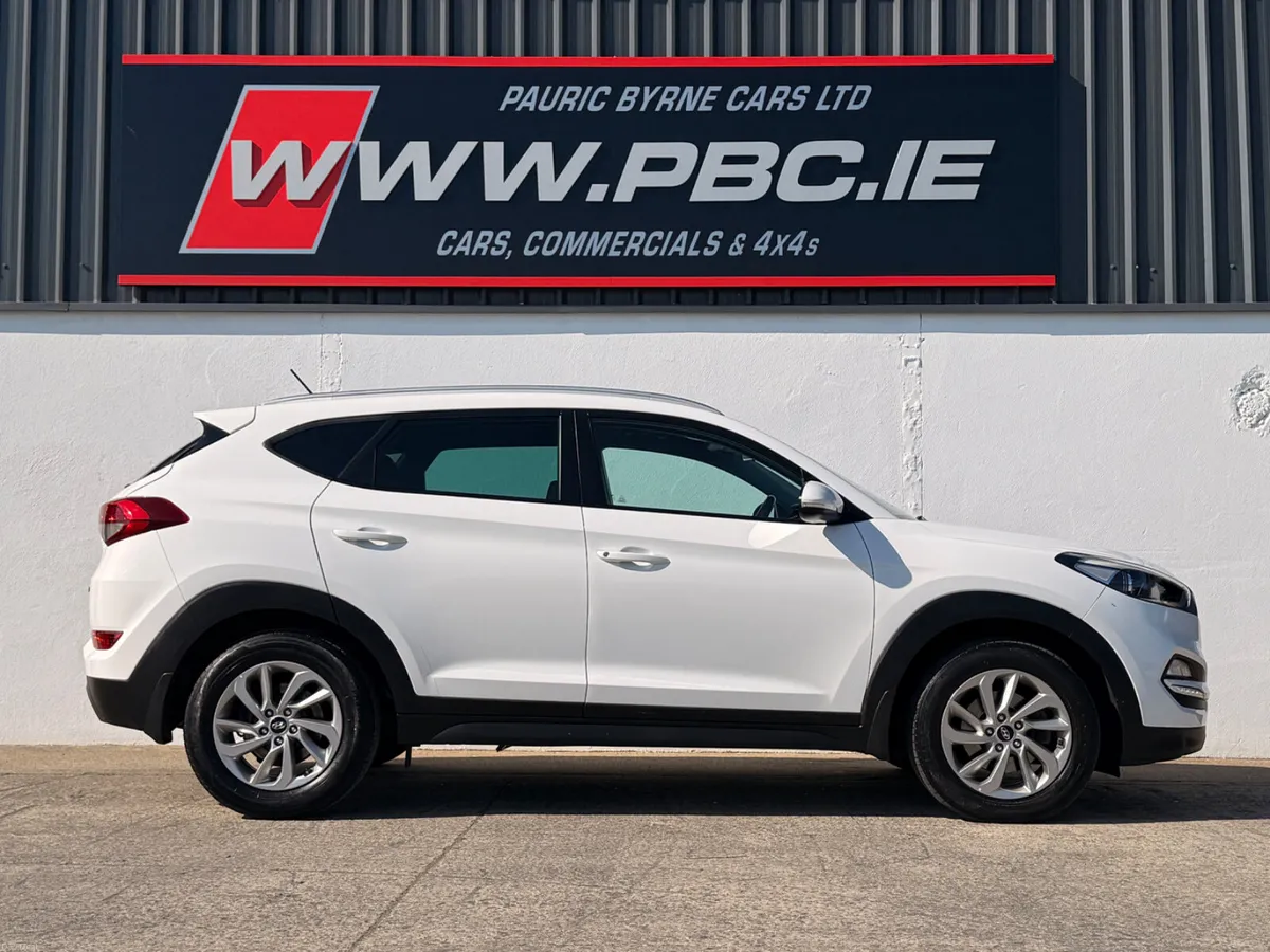Hyundai Tucson  1.7Crdi Comfort Plus 111,000k 2017 - Image 3