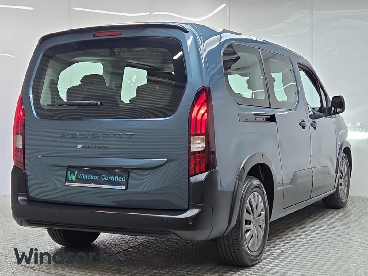 Peugeot Rifter Allure L2 EV 50kWh LWB 7 SEATER - Image 3