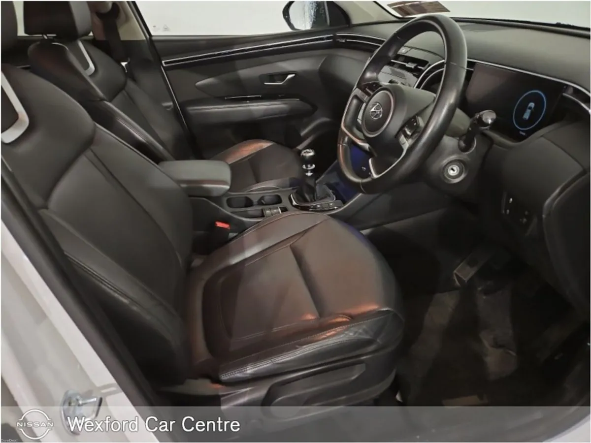 Hyundai Tucson 1.6 DIESEL Executive - Image 2
