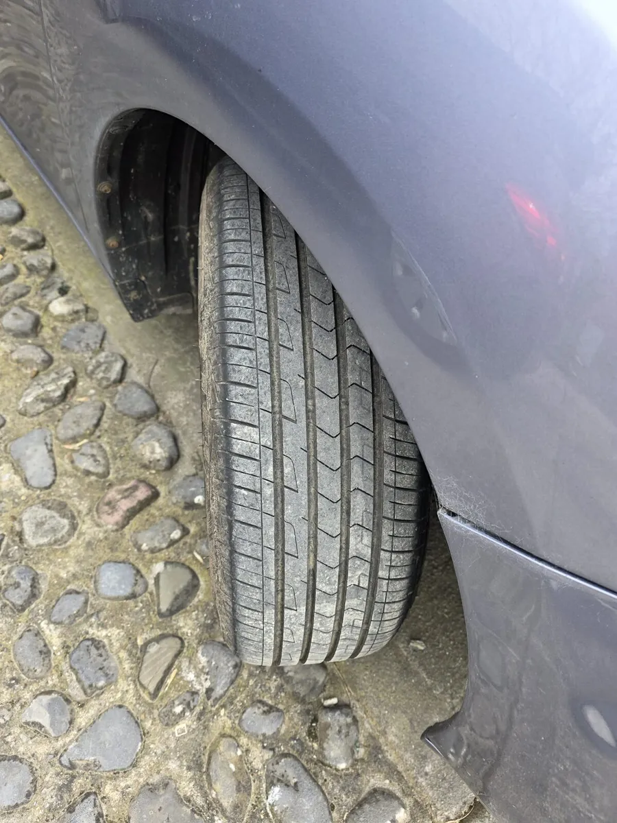 Dungarvan X35YR70 - Image 3