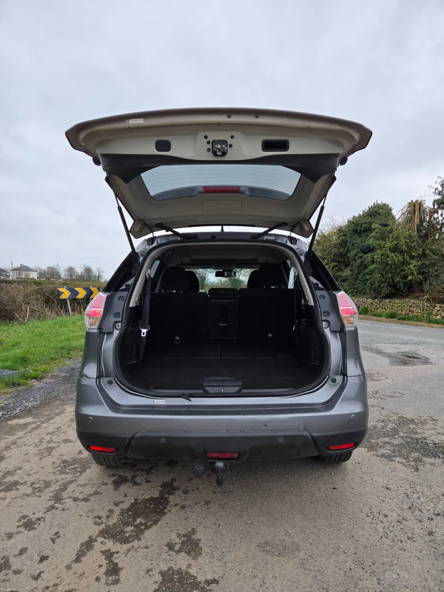 Nissan X-Trail 2015 (7 seater) - Image 2