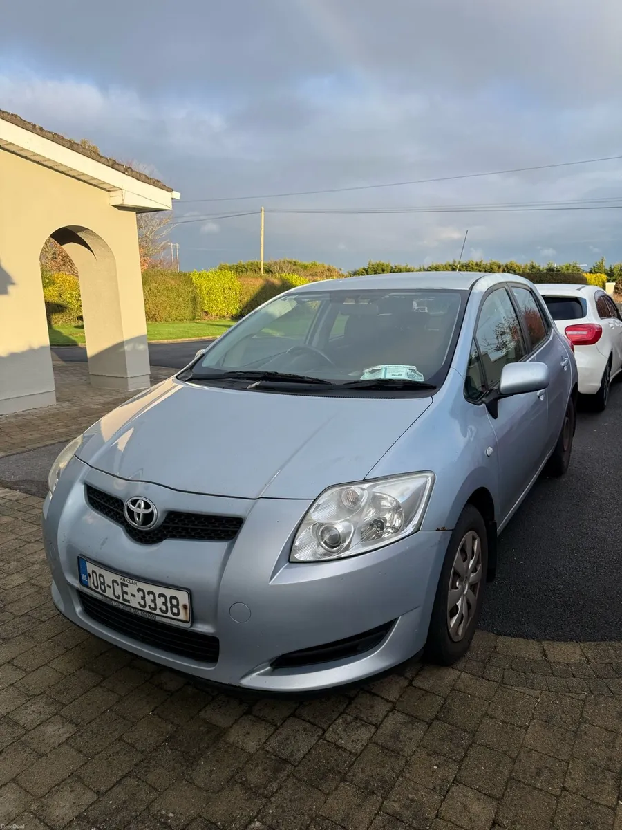 Toyota Auris 2008 - Image 1