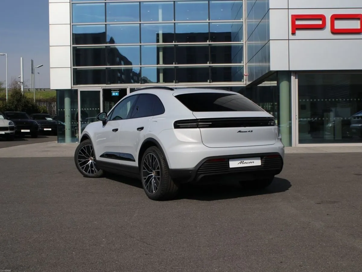 Porsche Macan 4S (new) - Image 2