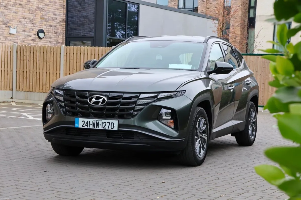 Hyundai Tucson 2WD Executive - Image 3