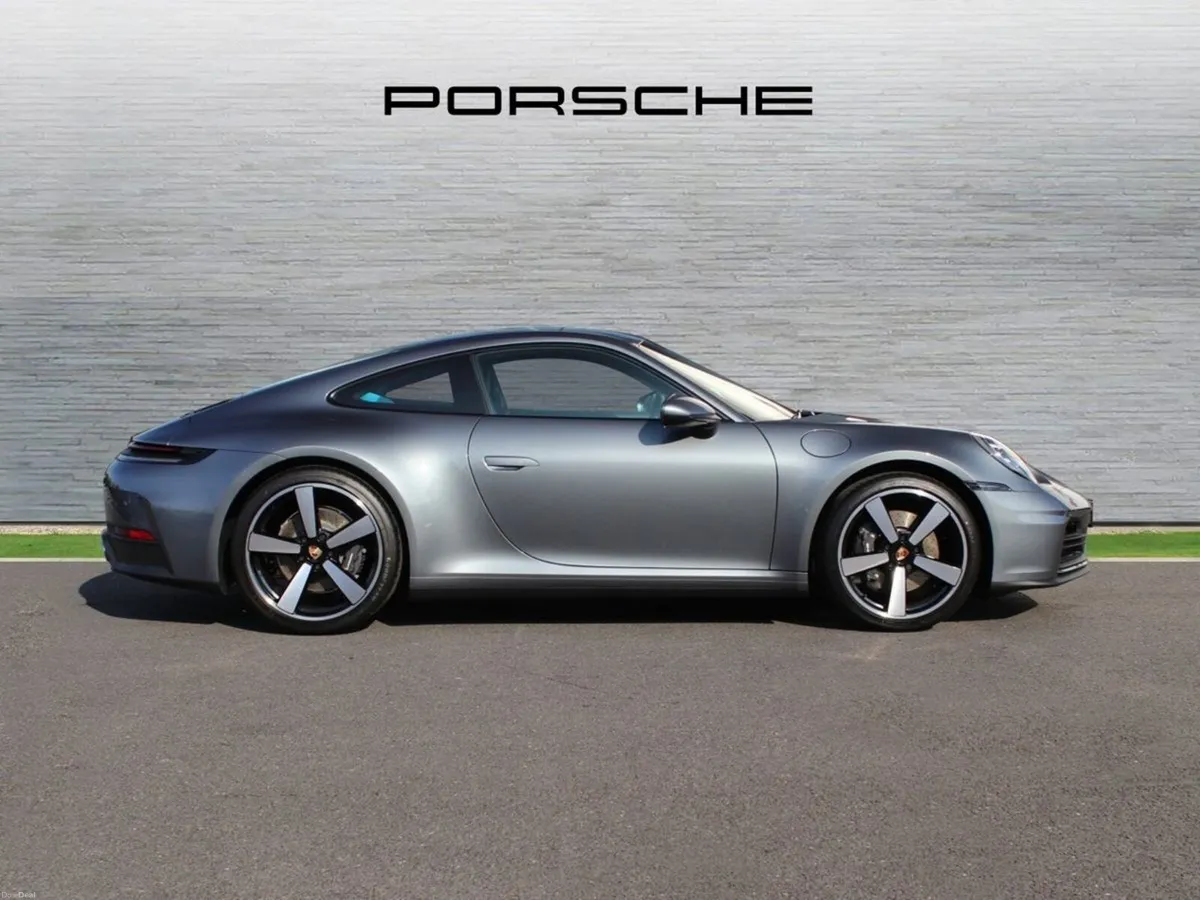 Porsche 911 Carrera (New) - Image 3