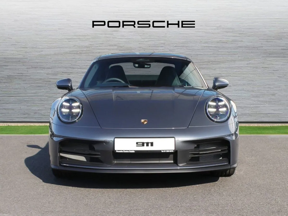Porsche 911 Carrera (New) - Image 4