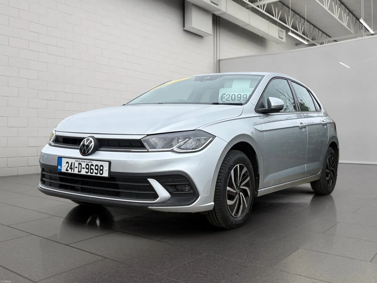 Volkswagen Polo 2024 1.0 TSI Life - Image 1