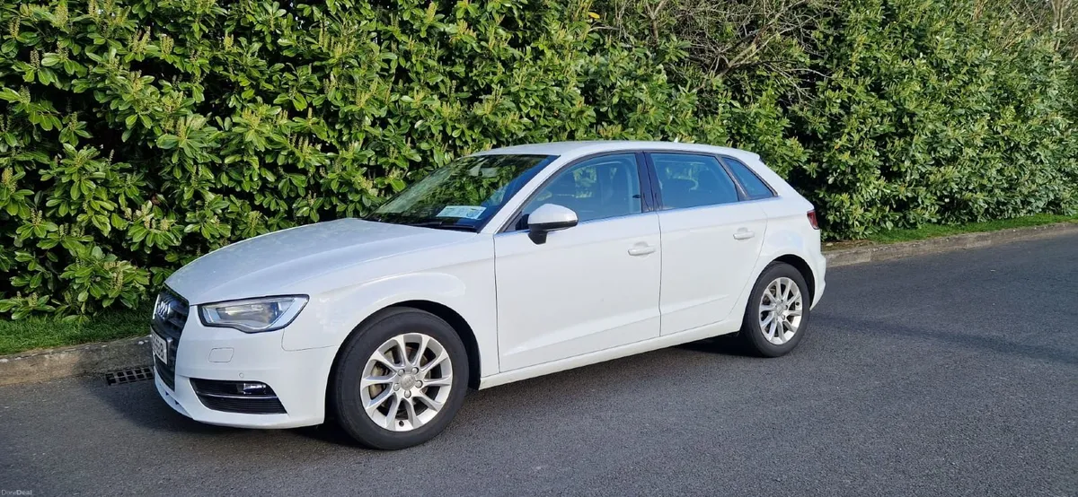 Audi A3 2016 - Image 2