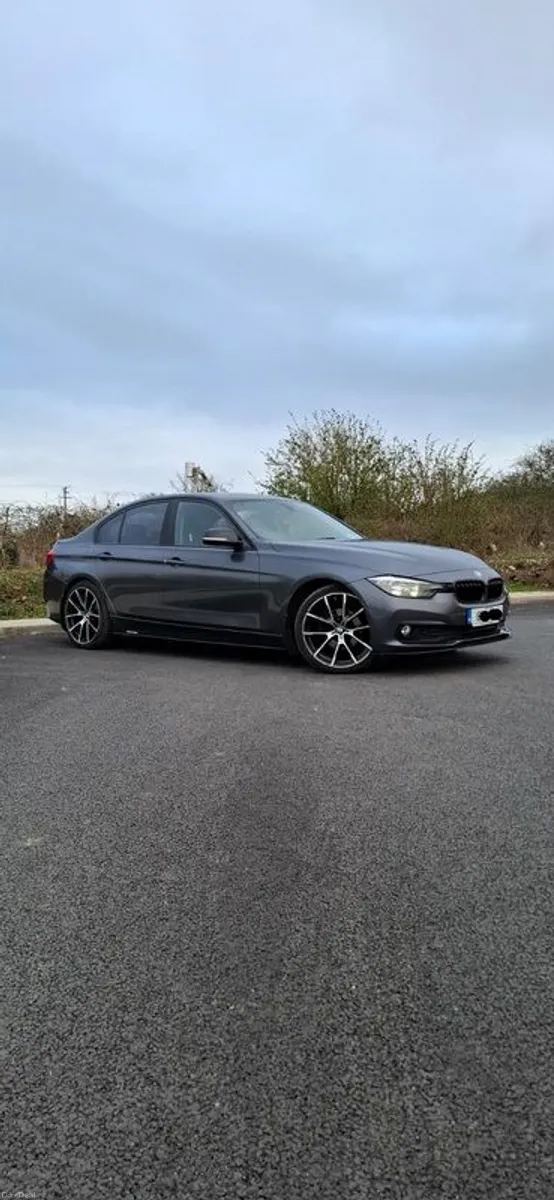 2016 BMW 3 Series - Image 1